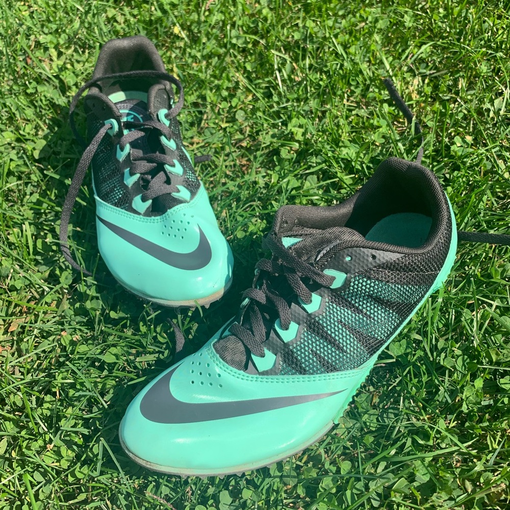 Nike Rival S mint green size 8 track shoes
